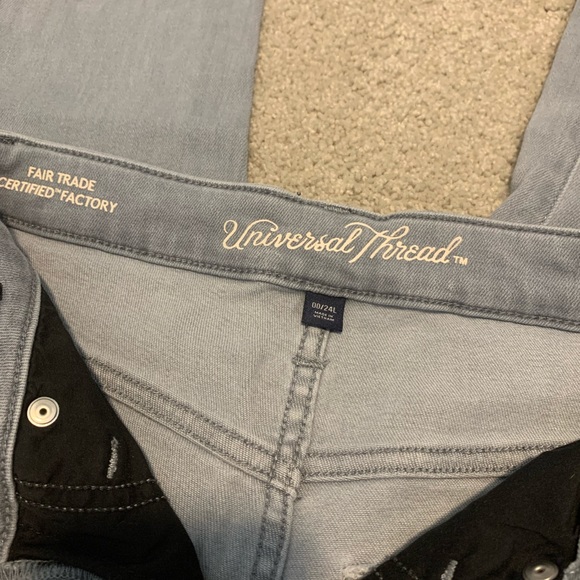 Universal Thread Jeans - Picture 2 of 3